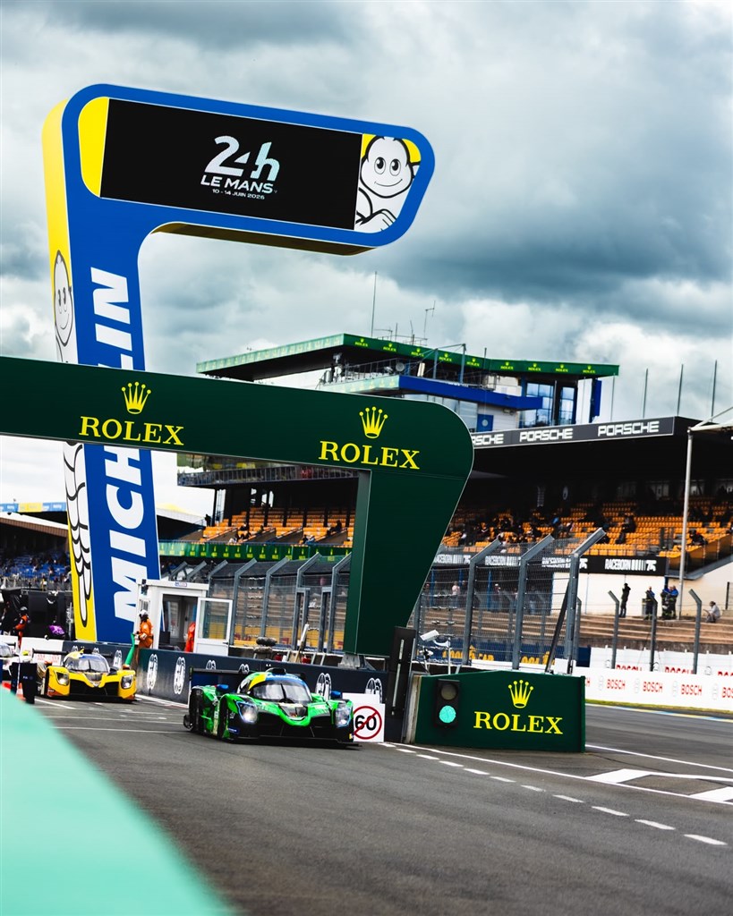 Klar til debut på drømmenes asfalt.
(Foto: Forestier Racing by VPS)